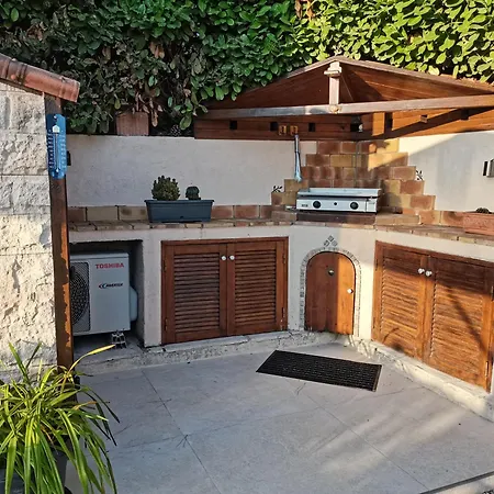 2p Au Calme, Jardin, Piscine, Vue Panoramique Et Stationnement Appartement *