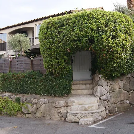 Appartement 2p Au Calme, Jardin, Piscine, Vue Panoramique Et Stationnement Villeneuve-Loubet